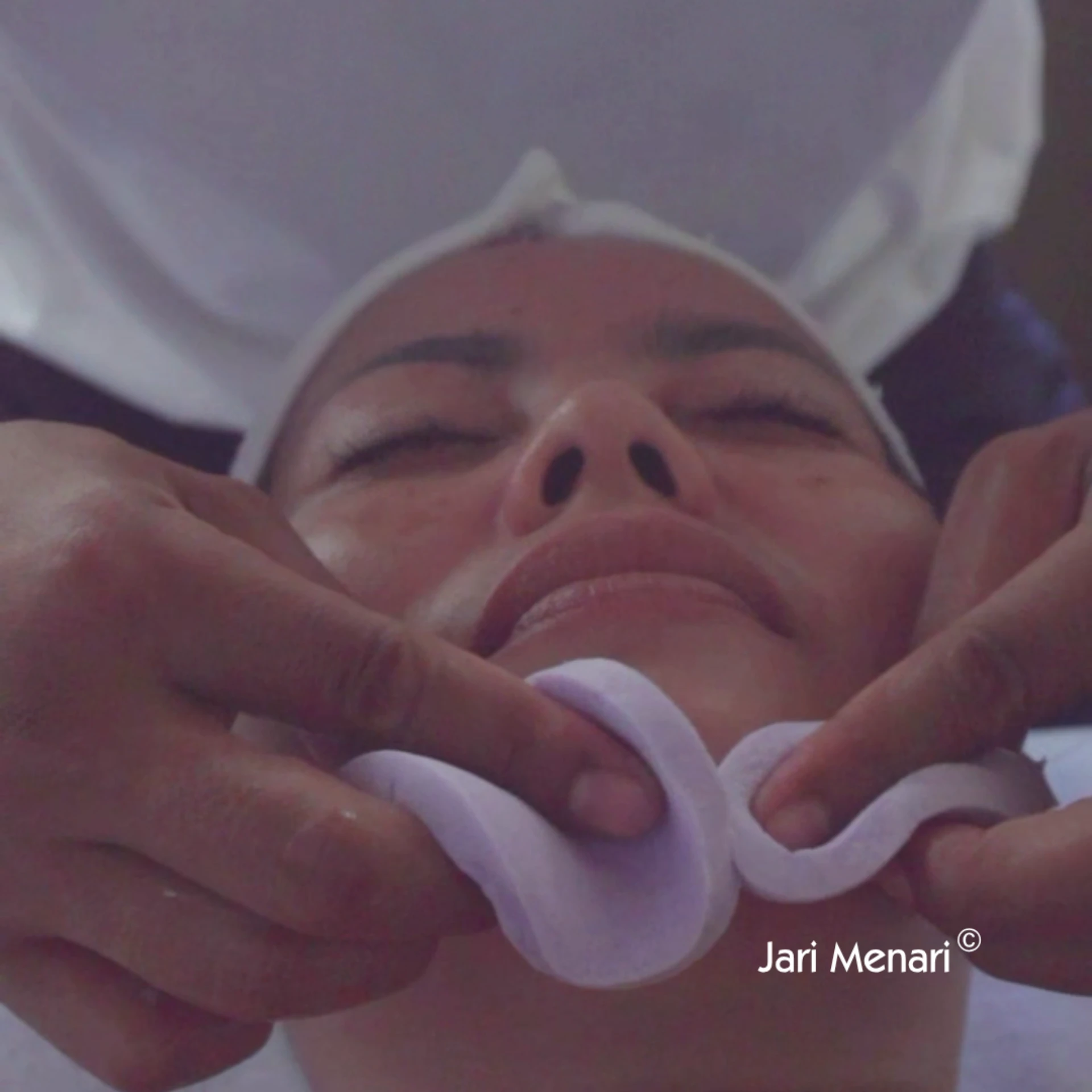 Jari Menari Facial